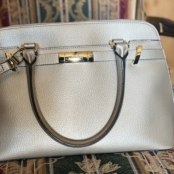 Calvin Klein Brooke leather satchel shoulder bag champagne color handbag - Picture 4 of 15